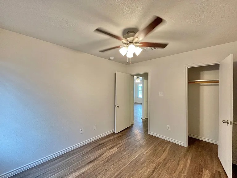 1802 Clovis Dr — Photo 14