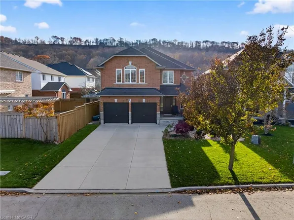 51 Hickory Cres, Grimsby, ON L3M 5P9