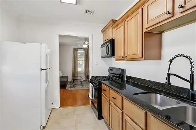 6125 General Haig St — Photo 5