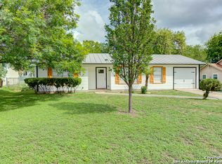 222 Concord Pl, Balcones Heights, TX 78201