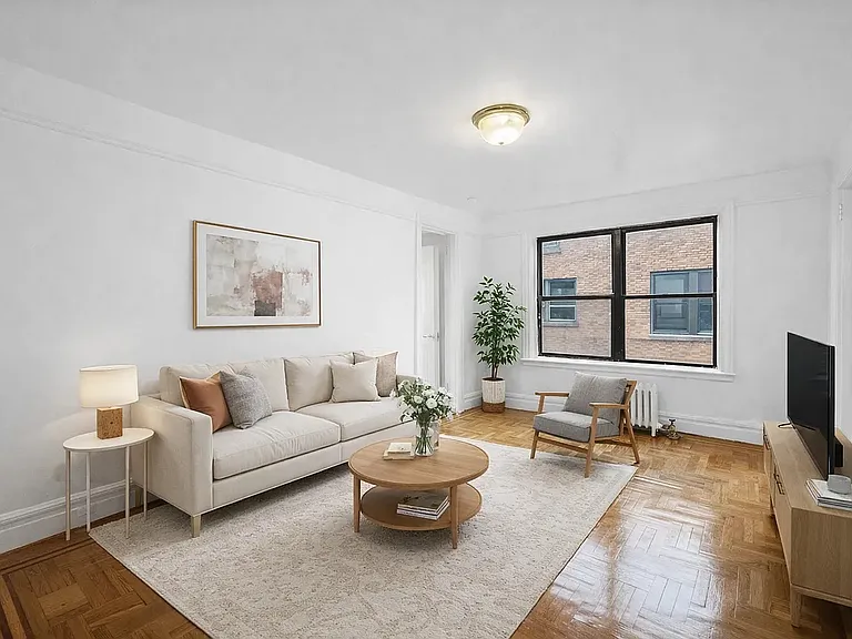 536 Fort Washington Ave #B5 — Photo 1