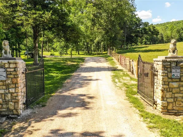 5050 Jb Ranch Rd, Cedar Hill, MO 63016