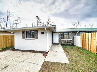 819 Bradley Cir, Lynn Haven, FL 32444