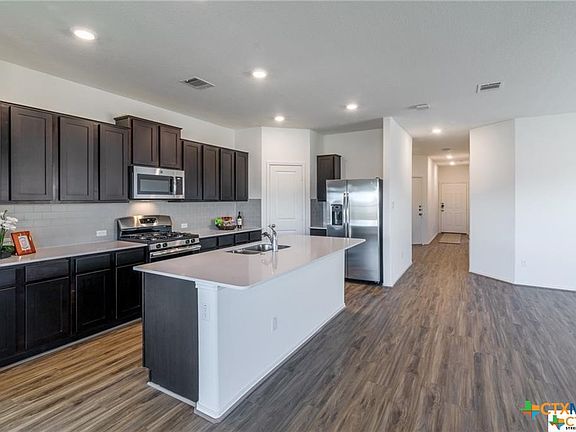 5th image of 1325 Chad Dr