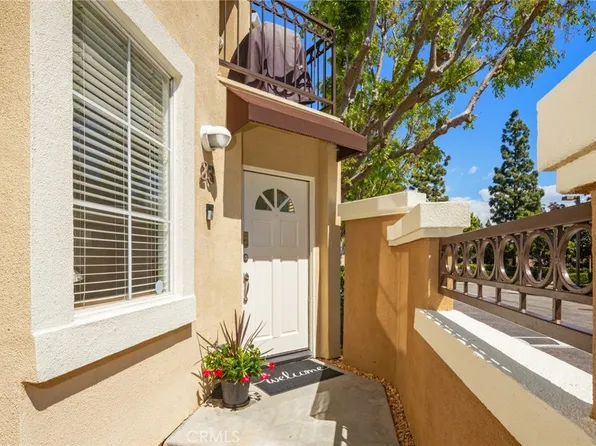 23 Front Row Ln, Aliso Viejo, CA 92656