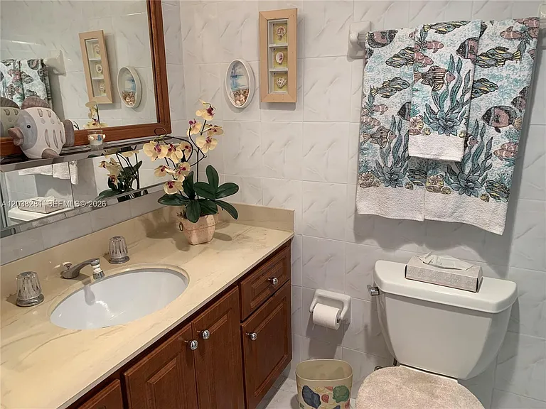 1965 S Ocean Dr #8H — Photo 6