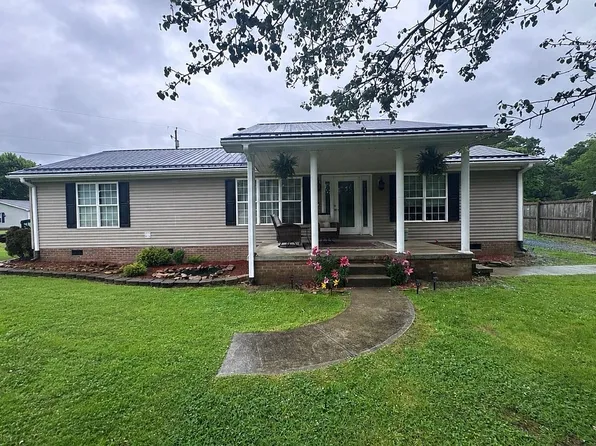 1550 Ridgeview Dr, Mount Lookout, WV 26678