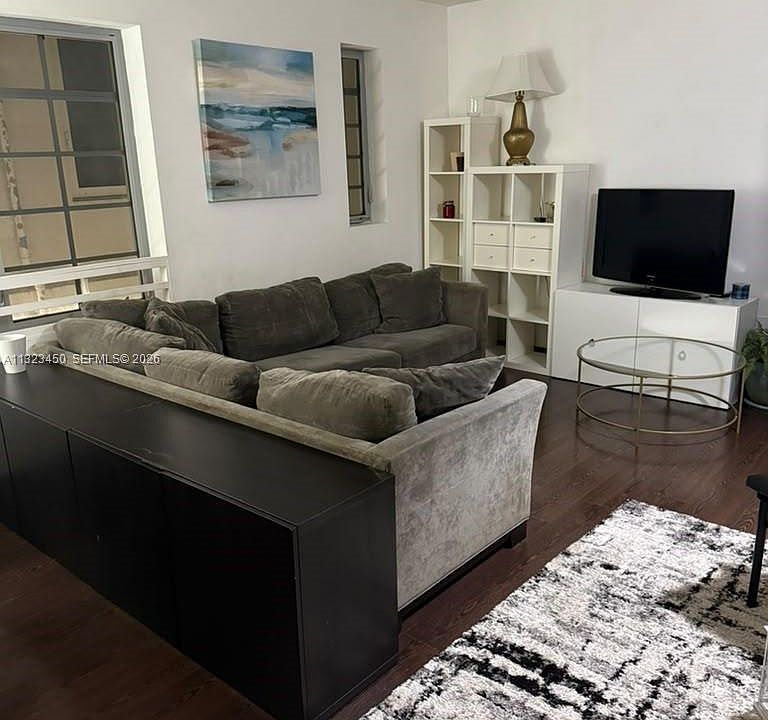 1st image of 435 21st St #223
