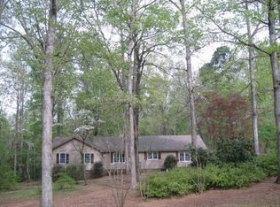 323 Woodfield Cir, Lagrange, GA 30240