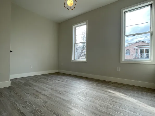 88 Wallis Avenue image 4 of 6