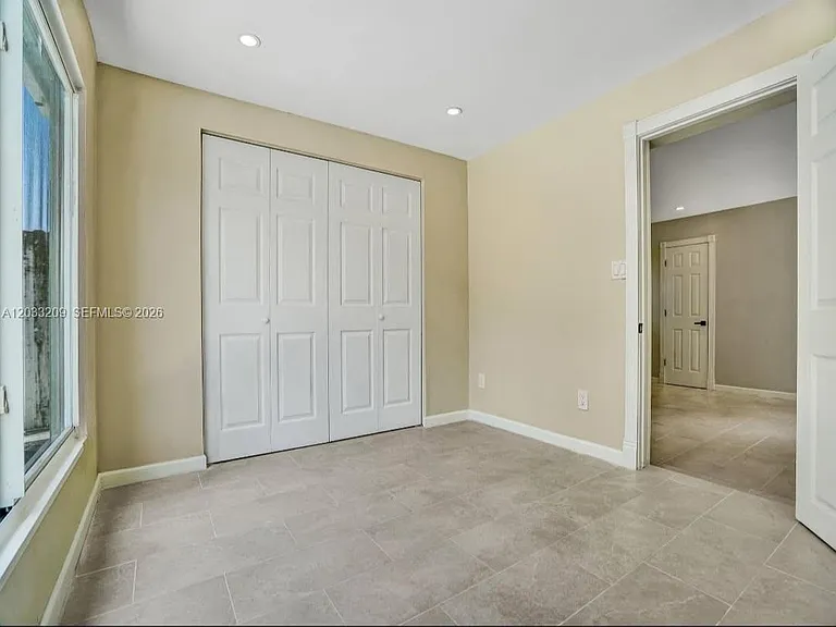 2442 Garfield St #4 — Photo 10