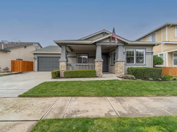 1484 Haven St, Oakdale, CA 95361