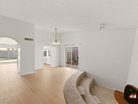 3rd image of 4016 W GRISWOLD Road