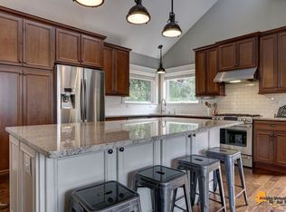 15151 Mesa Pl, Anchorage, AK 99516