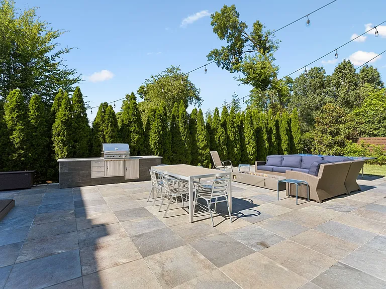3926 Vailwood Dr — Photo 58
