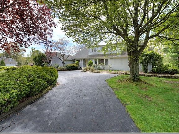 2nd image of 29226 Shaker Blvd