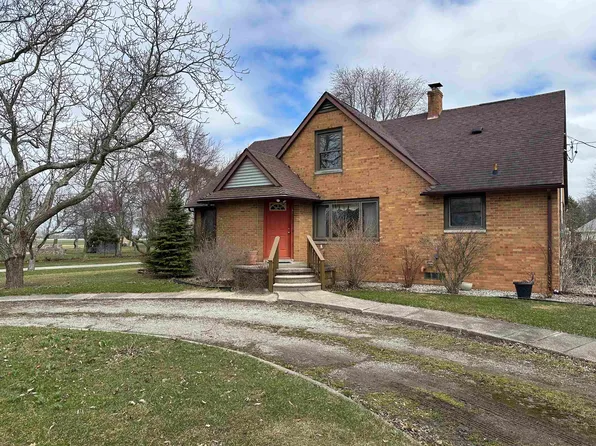 4167 S Four Mile Rd, Bay City, MI 48706