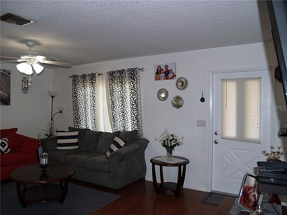 4th image of 1191 Vernon Ave