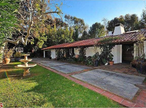 2nd image of 3535 Cross Creek Ln