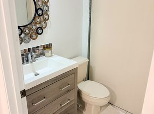 9855 NW 6th Pl, Plantation, FL 33324