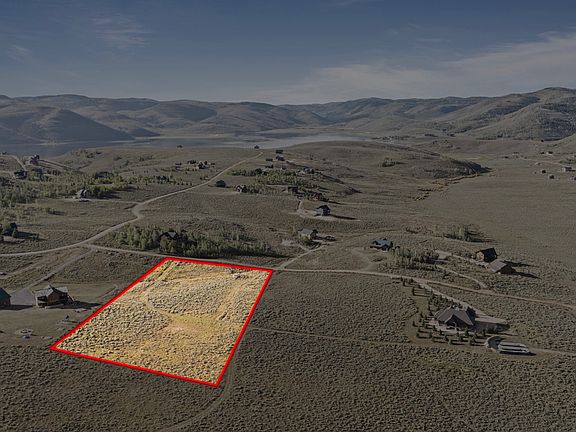 4th image of 61 Skyline Dr