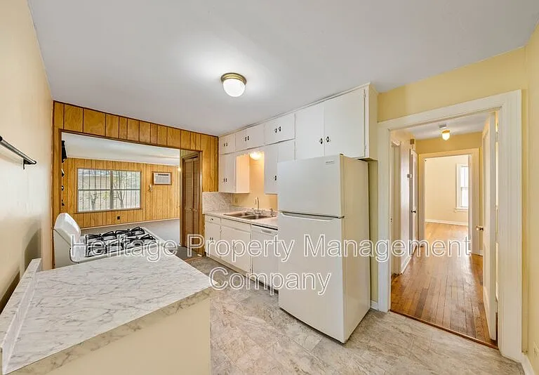 229 Alexander Hamilton Dr #1 — Photo 10