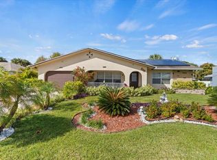 525 NW Lincoln Ave, Port Saint Lucie, FL 34983