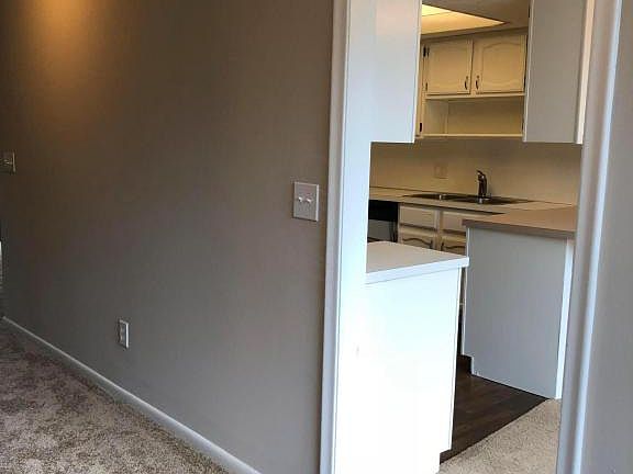 2nd image of 4843 Crazy Horse Ln