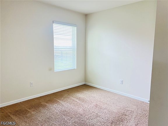 5th image of 3815 SW 11th Pl