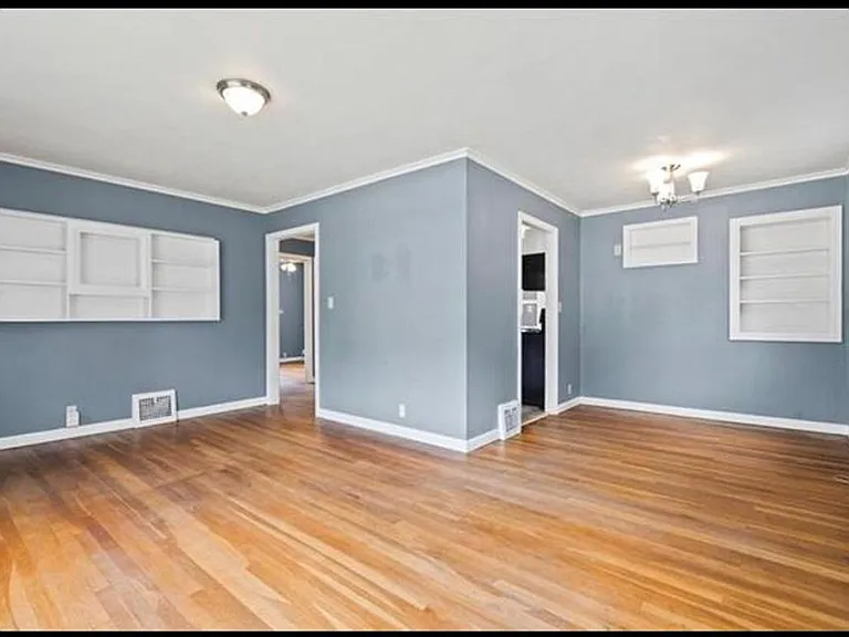 4448 Booth St — Photo 4
