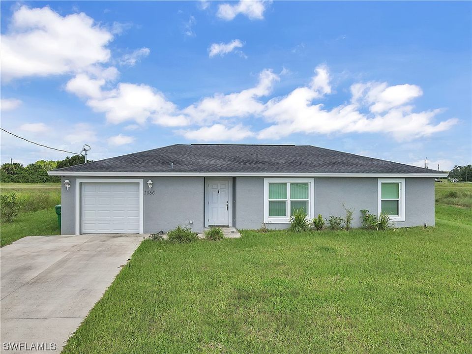 1st image of 3086 E Briarwood Cir