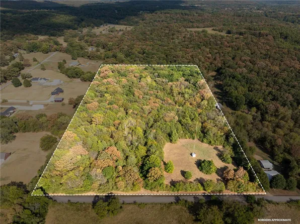 N Barcliff Ln, Ozark, AR 72949