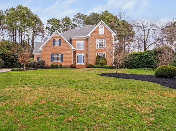 105 Links End Dr, Cary, NC 27513