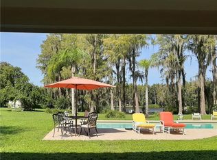 1007 Lake Charles Cir, Lutz, FL 33548