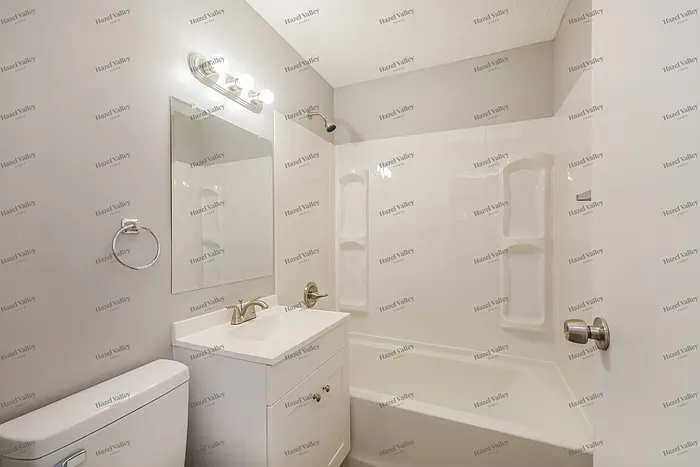 8838 Cabot Dr — Photo 10