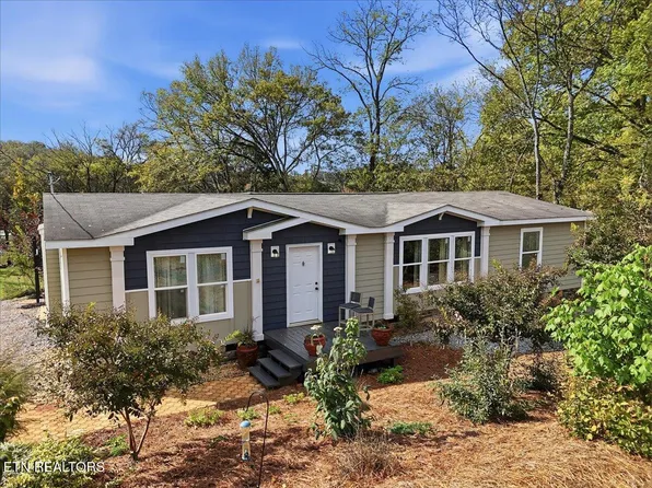 340 Trigonia Rd, Greenback, TN 37742