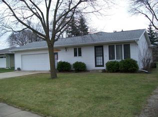 320 15th St NE, Rochester, MN 55906