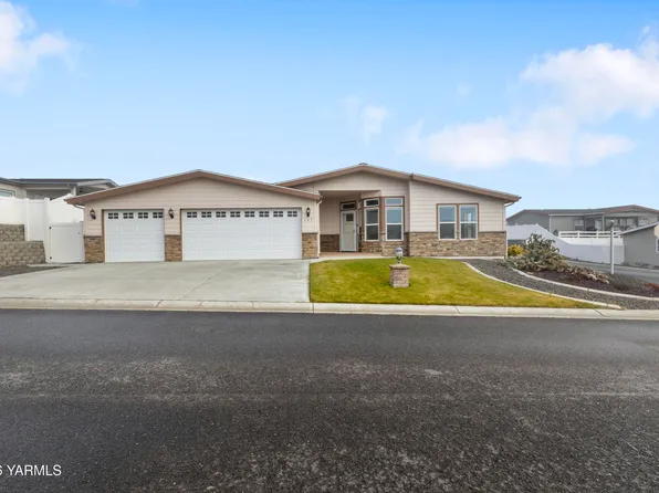 200 Bridle Way Unit 157, Yakima, WA 98901