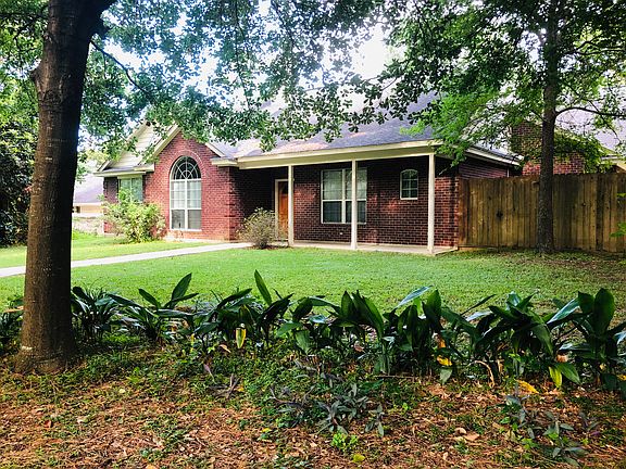 2nd image of 153 Springs Edge Dr