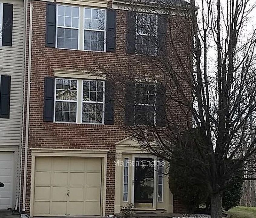 1st image of 4710 Turnberry Dr