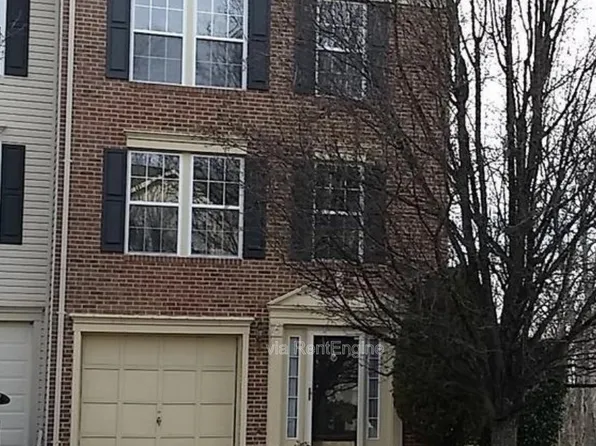 4710 Turnberry Dr, Fredericksburg, VA 22408