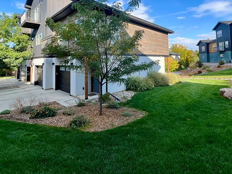 180 Metz Ln #1205 — Photo 2
