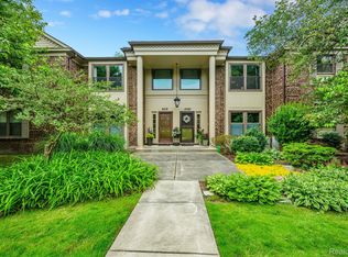 4420 Knightsbridge Ln, Orchard Lake, MI