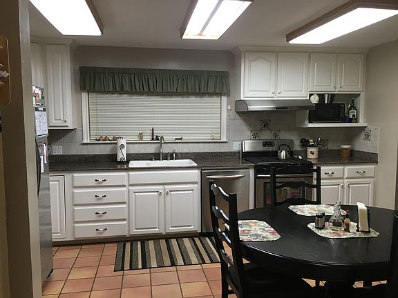 5th image of 341 Brookmeade Dr
