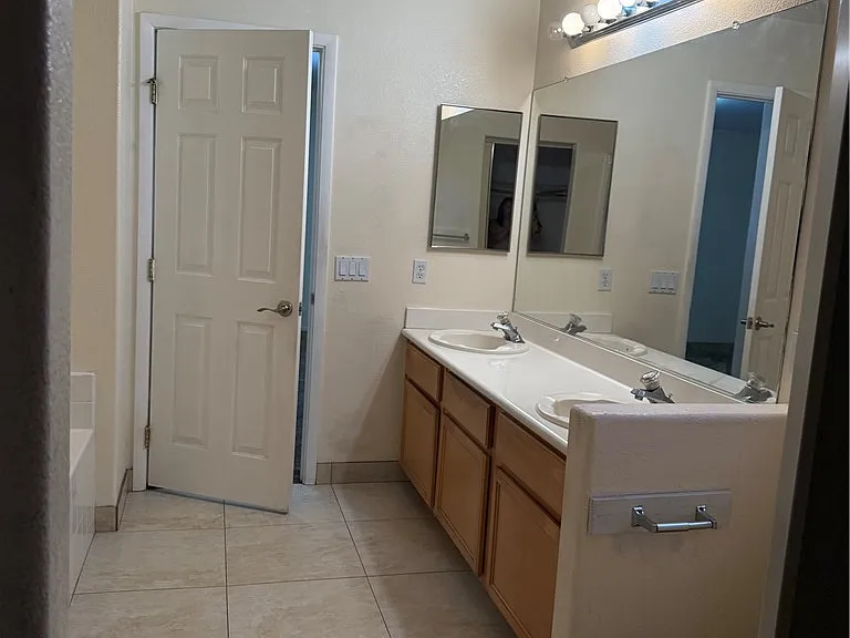 9764 Sedona Shrine Ave — Photo 11