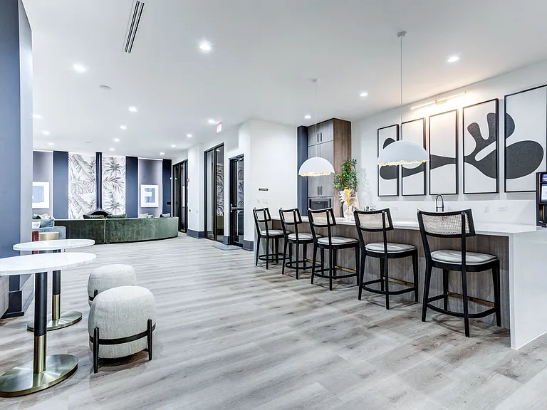 Caroline Post Oak — Photo 11
