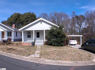 109 Clayton St, Greer, SC 29650