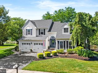 30 Amberfield Rd, Robbinsville, NJ 08691