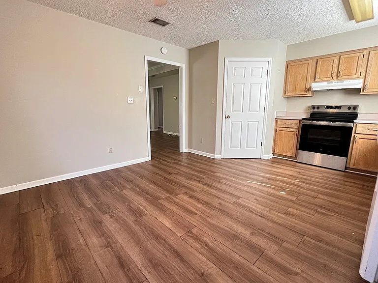 2907 Callaway Cir — Photo 5