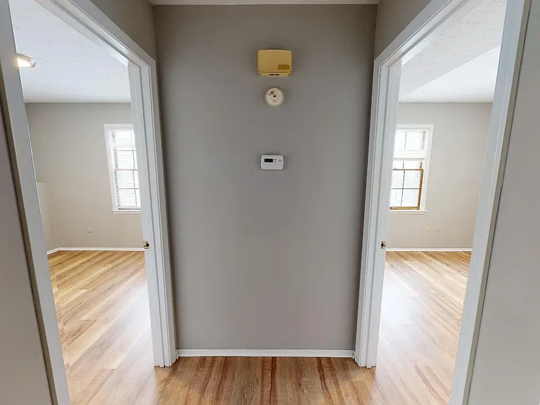 1102 Ohio St #1 — Photo 10